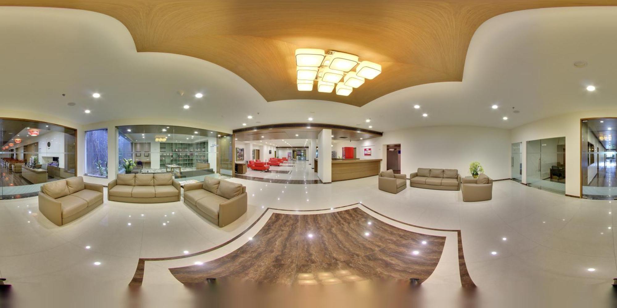 Narayani Heights Hotel&Resort Ahmedabad Bagian luar foto