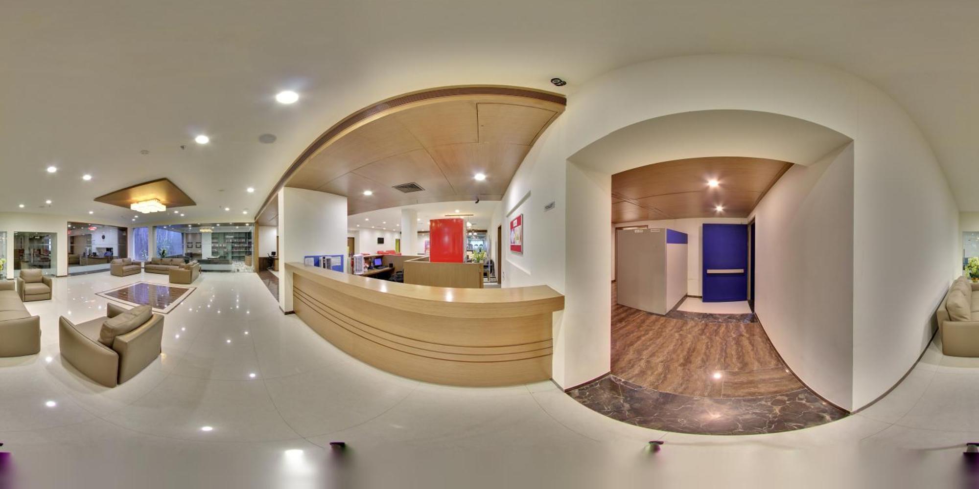 Narayani Heights Hotel&Resort Ahmedabad Bagian luar foto